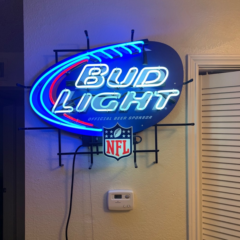 Bud Light NFL neon bar sign collectible